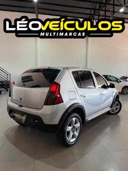 foto do SANDERO STEPWAY REPASSE 2011