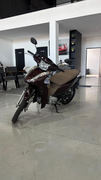 foto do BIZ 125 2021