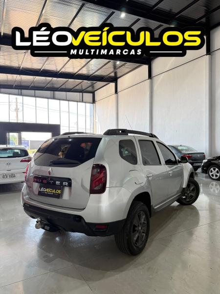 foto do DUSTER 1.6 E 4X2 2017