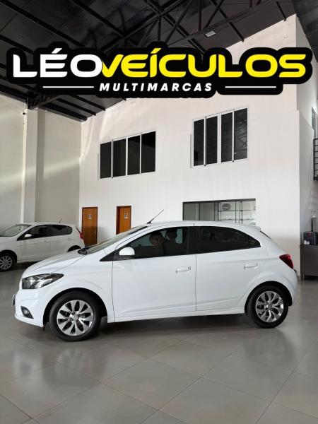 foto do ONIX LT 1.4 AUTOMATICO 2017