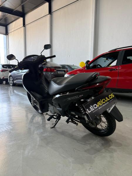 foto do BIZ 125 ES 2013