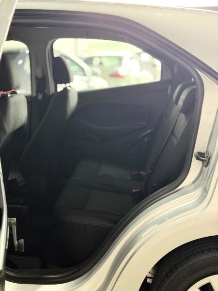 foto do FORD KA SE/PLUS 1.0 HA C 2019