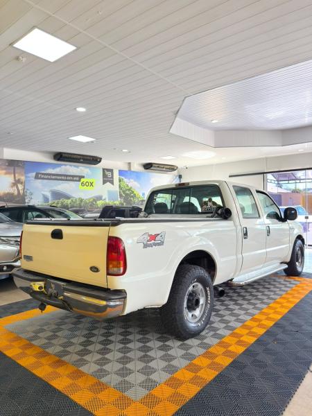 foto do F-250 4.2 XLT SUPER DUTY 4X2 MANUAL 2005