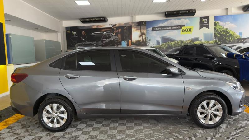 foto do ONIX SEDAN PLUS 1.0 LT MANUAL 2023