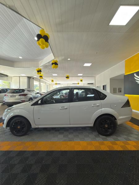 foto do (REPASSE) FIESTA 1.6 SEDAN MANUAL 2014