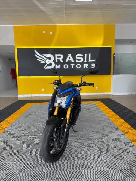 foto do SUZUKI GSX S1000 2019