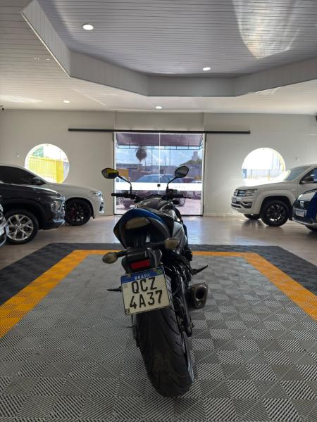 foto do SUZUKI GSX S1000 2019