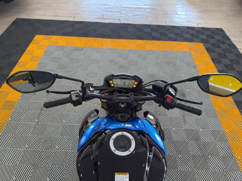 foto do SUZUKI GSX S1000 2019