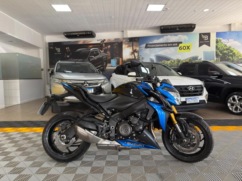 foto do SUZUKI GSX S1000 2019