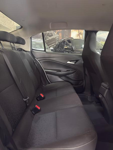 foto do ONIX PLUS 1.0 LT MANUAL 2020