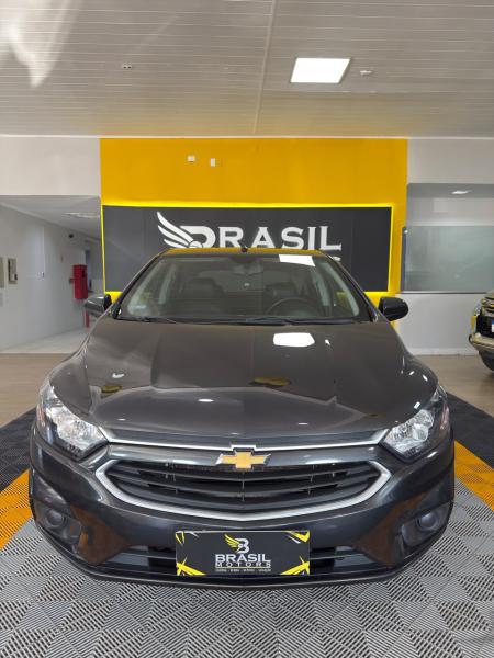 foto do ONIX 1.0 LT MANUAL 2017