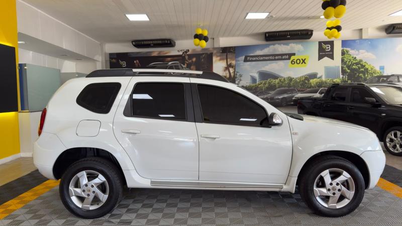 foto do DUSTER 2.0 DYNAMIQUE AUTOMATICO 2015