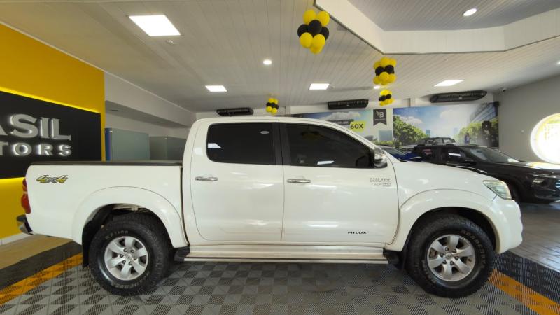 foto do HILUX 2.7  SRV 4X4 AUTOMATICA 2013