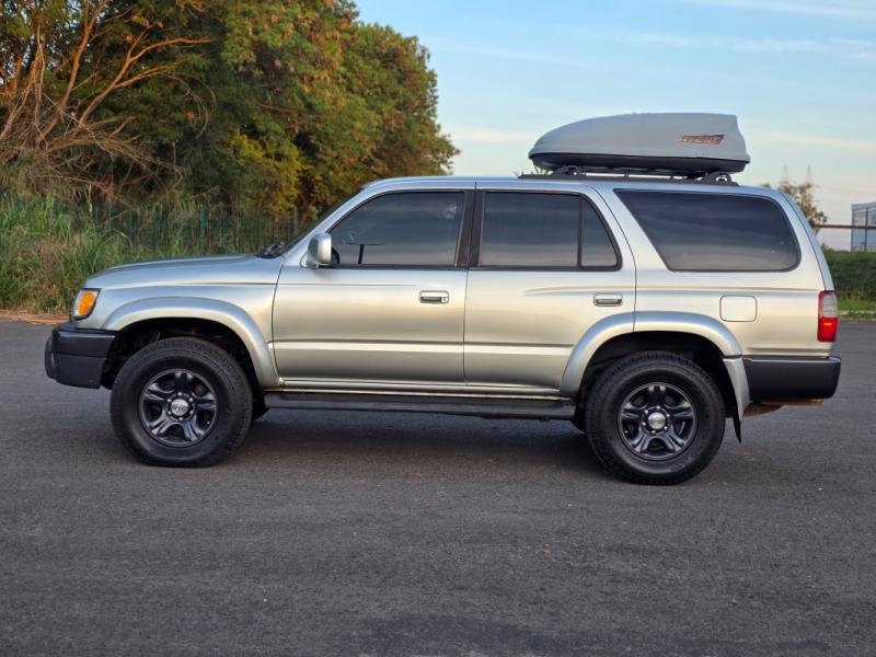 foto do HILUX SW4 D 2001