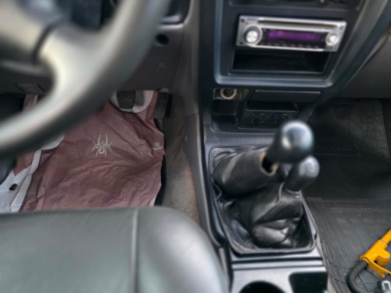 foto do HILUX SW4 D 2001