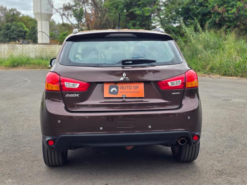 foto do ASX 2.0 AWD CVT 2016