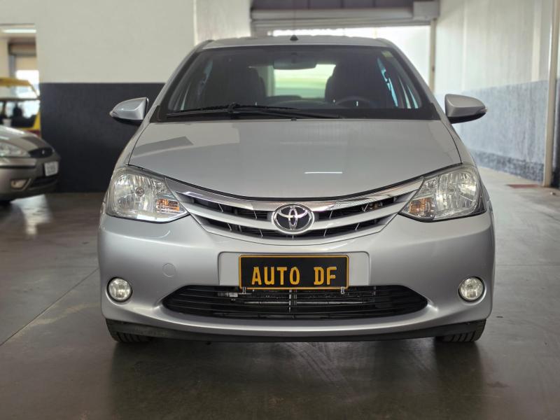foto do ETIOS HB XLS 2016