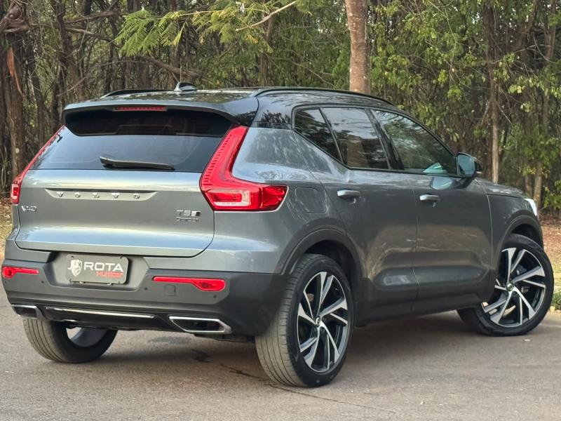 foto do VOLVO XC40 T5 R-DESIGN 2019