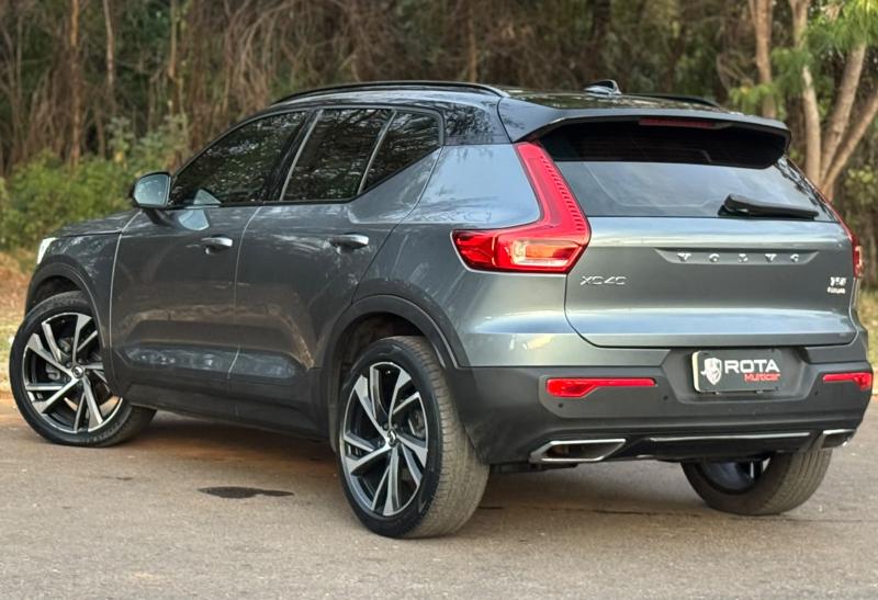 foto do VOLVO XC40 T5 R-DESIGN 2019