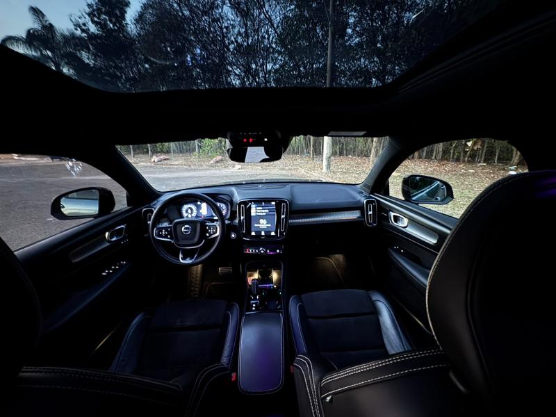 foto do VOLVO XC40 T5 R-DESIGN 2019