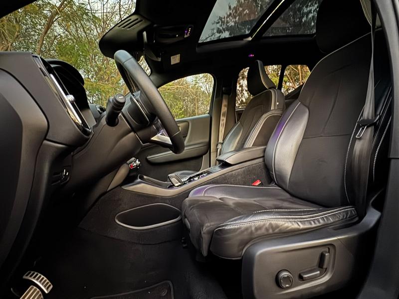 foto do VOLVO XC40 T5 R-DESIGN 2019