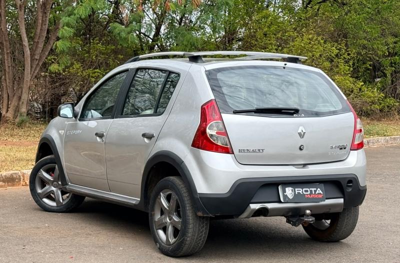 foto do SANDERO STEPWAY 2011