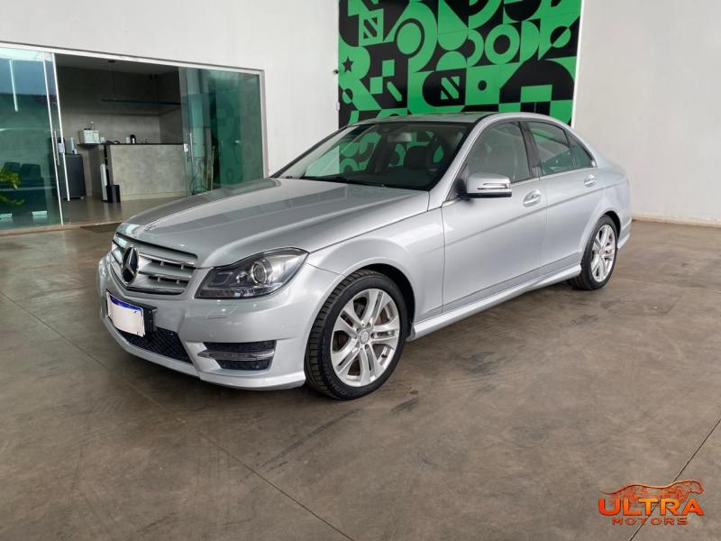 Foto do veículo MERCEDES-BENZ C 250 CGI seminovo em Lucas do Rio Verde MT