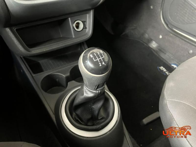 foto do VOYAGE TL MA S 2015