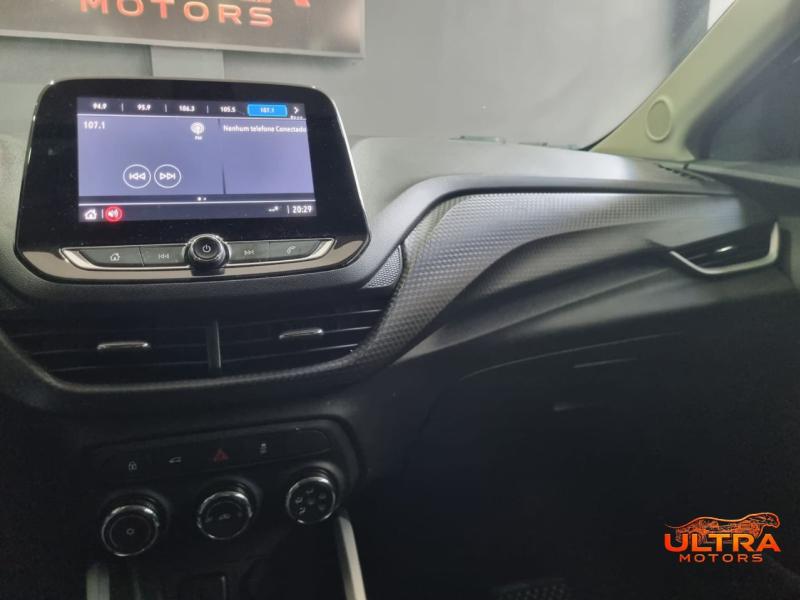 foto do ONIX PLUS 1.0 TMT LT1 2023