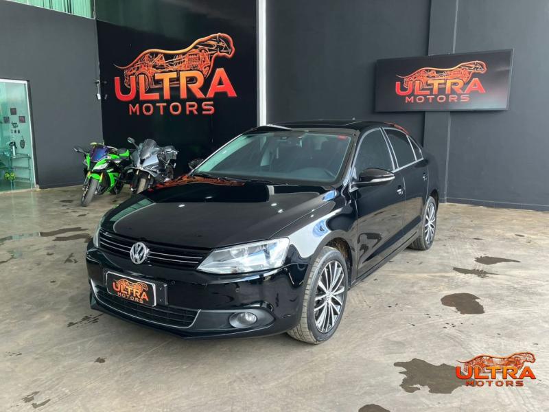 foto do JETTA 2.0T 2013