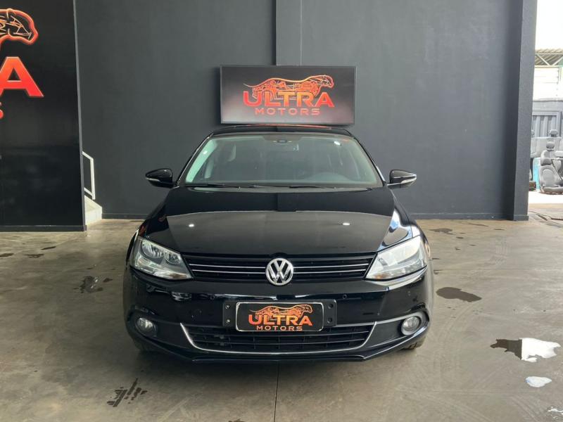 foto do JETTA 2.0T 2013