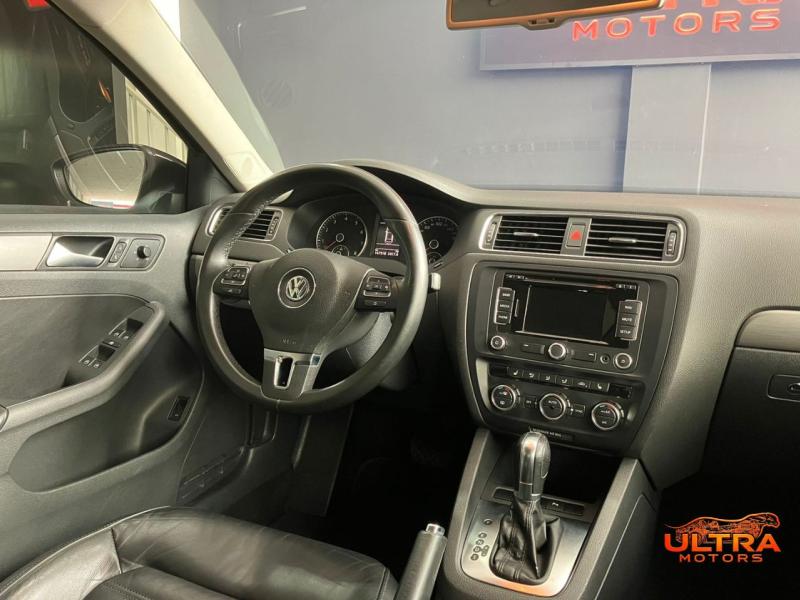 foto do JETTA 2.0T 2013
