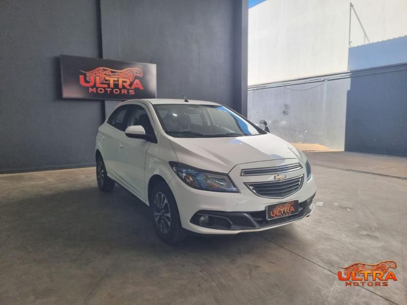 foto do ONIX 1.4 MT LTZ 2015