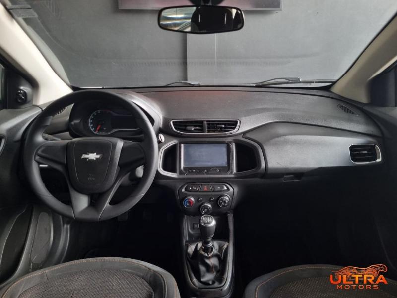 foto do ONIX 1.4 MT LTZ 2015
