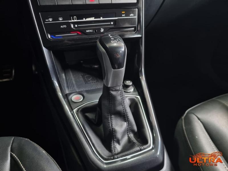 foto do T CROSS HL TSI 2025
