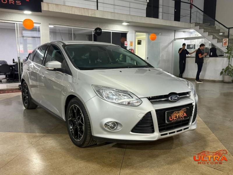foto do FOCUS TI AT 2.0 HB 2015