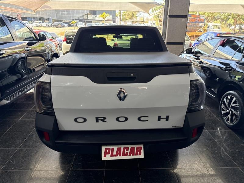 foto do OROCH 1.6 16V SCE FLEX PRO MANUAL 2024
