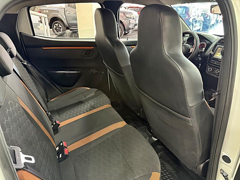 foto do KWID OUTSIDER 1.0 FLEX 12V MANUAL 2022