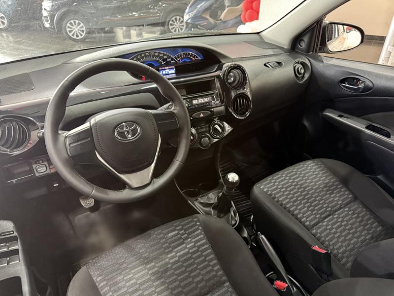 foto do ETIOS X 1.3 FLEX 16V MANUAL 2016