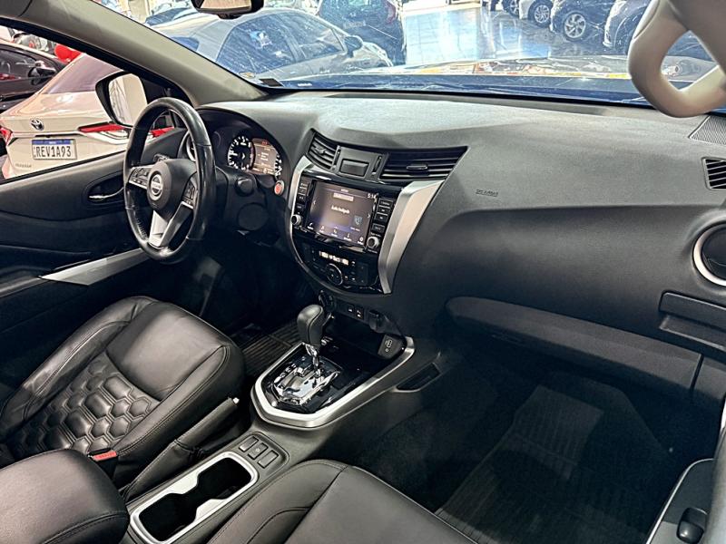 foto do FRONTIER PLATINUM CD 2.3 BI-TURBO DIESEL 4X4 AUTOMÁTICO 2023