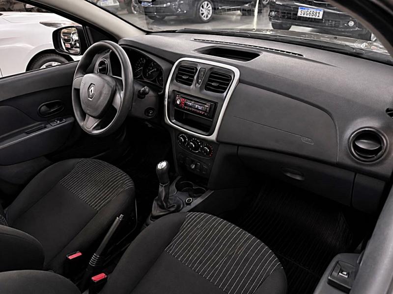 foto do SANDERO AUTHENTIQUE HI-POWER 1.0 MANUAL 2016