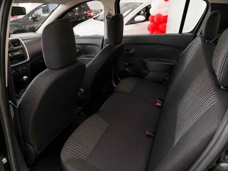 foto do SANDERO AUTHENTIQUE HI-POWER 1.0 MANUAL 2016