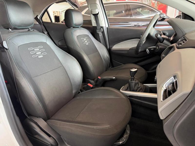 foto do ONIX JOY 1.0 8V FLEX MANUAL 2020