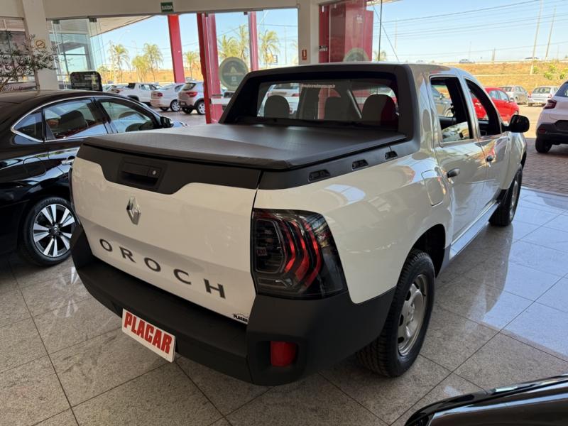 foto do OROCH 1.6 16V SCE FLEX PRO MANUAL 2023