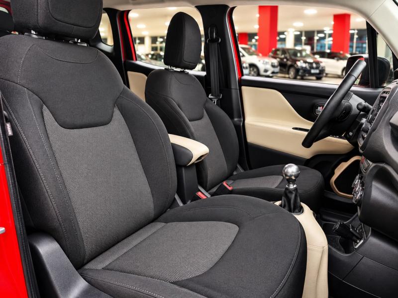 foto do RENEGADE SPORT 1.8 4X2 FLEX 16V MANUAL 2016