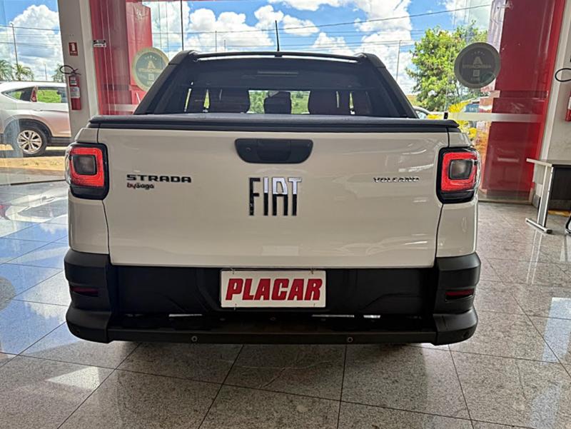 foto do STRADA 1.3 FIREFLY FLEX  VOLCANO CD MANUAL 2023