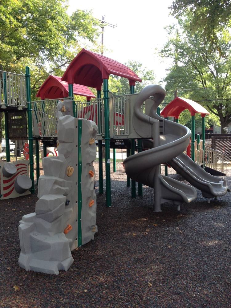 Montrose Park Map of Play