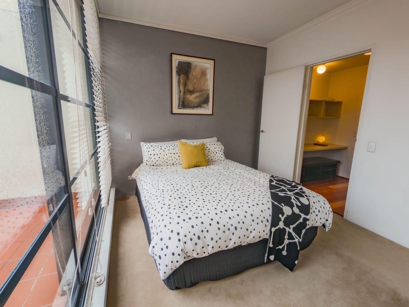 Property for Rent: Newtown, NSW 2042