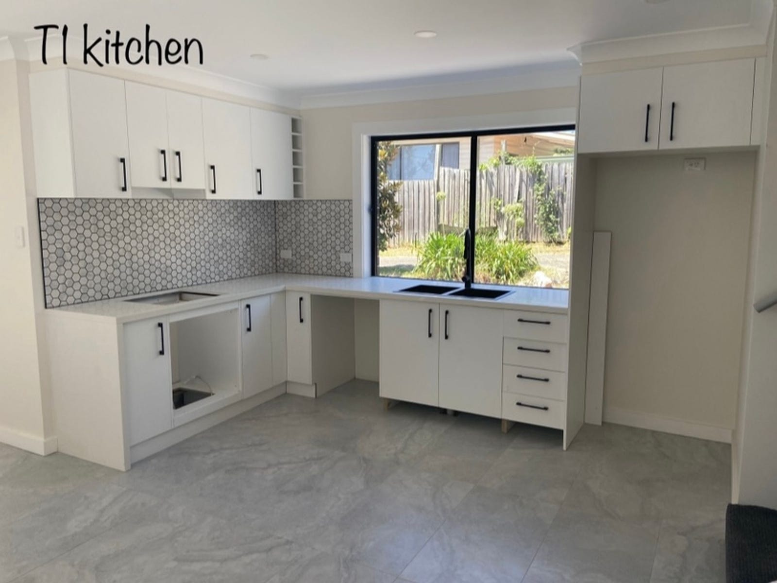 Private Rental in Woonona, NSW 2517