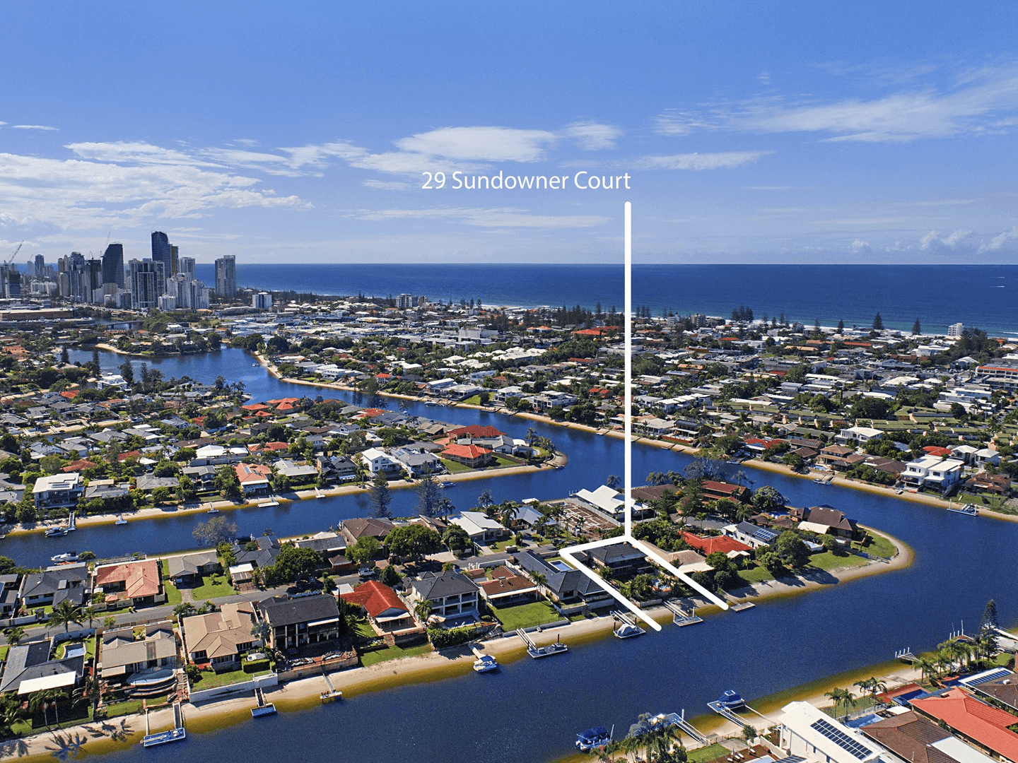 Private Rental in Mermaid Waters, Qld 4218